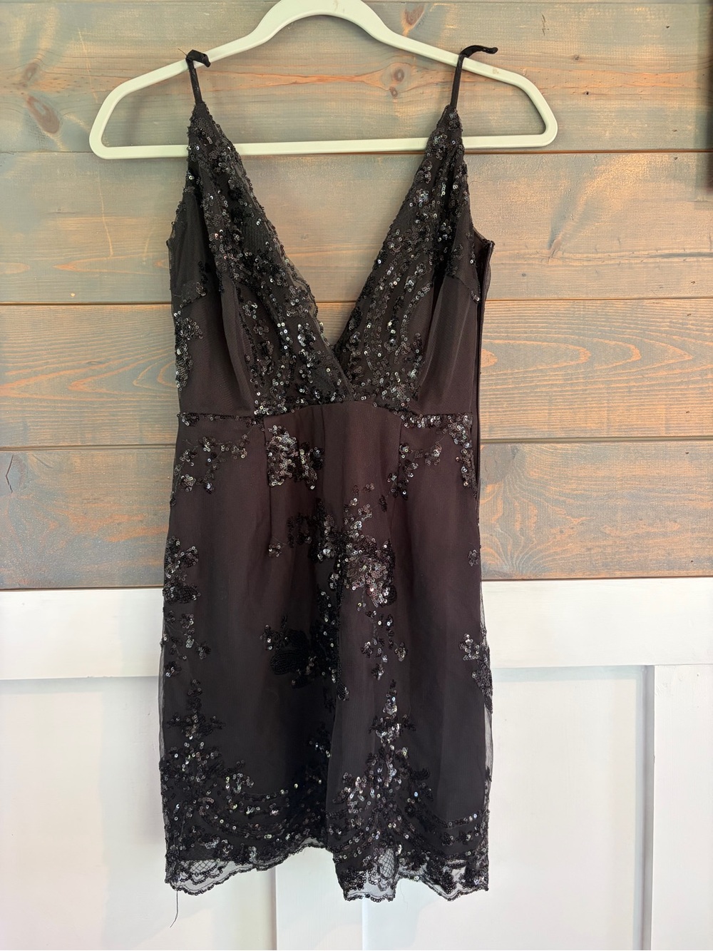 Superdown Revolve Black Sequin Deep V Mini Dress Homecoming Formal sz Small